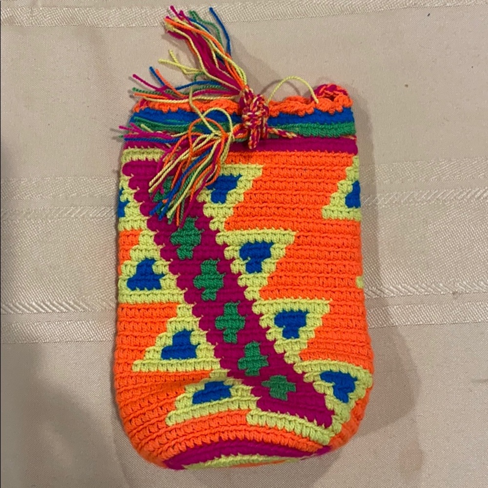 - Mini Wayuu Tribe Crossbody water bottle bag little girl multicolor hand made